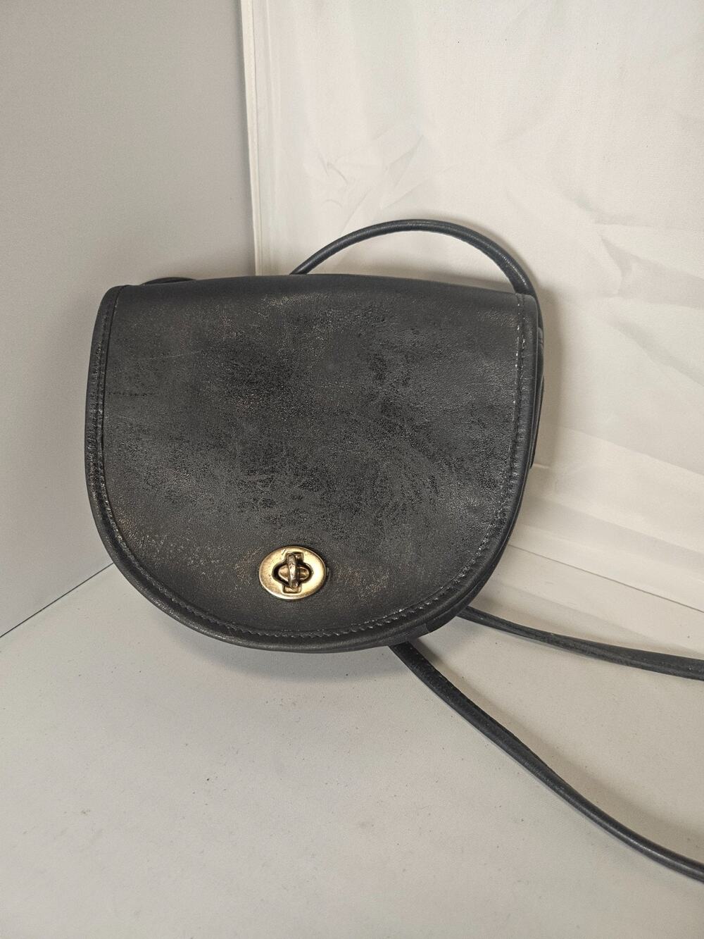 Greatland Leather Navy Blue Crossbody Bag